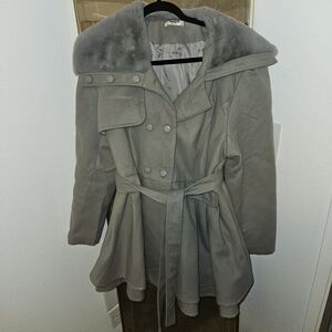 Women's Gray Coat with Faux Fur Collar | XL